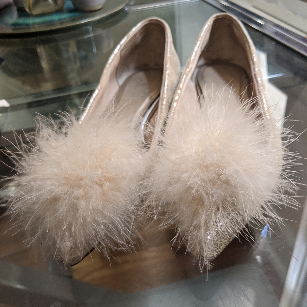 Anthropologie walking on clouds pom pom flats